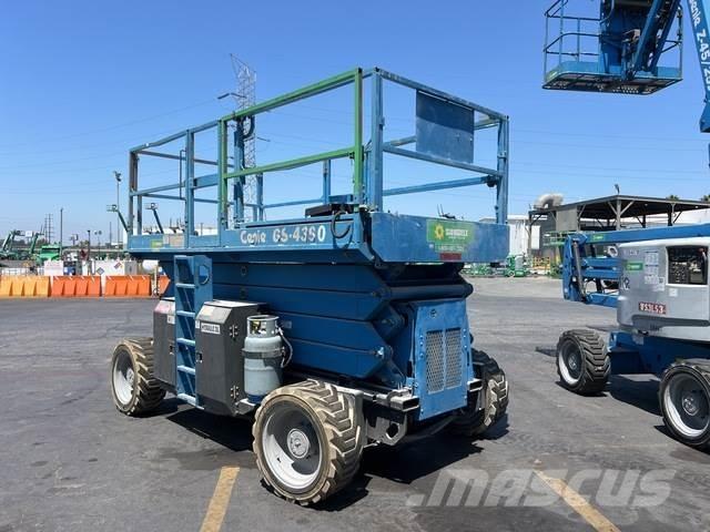 Genie GS-4390 Ανυψωτήρες ψαλιδωτής άρθρωσης