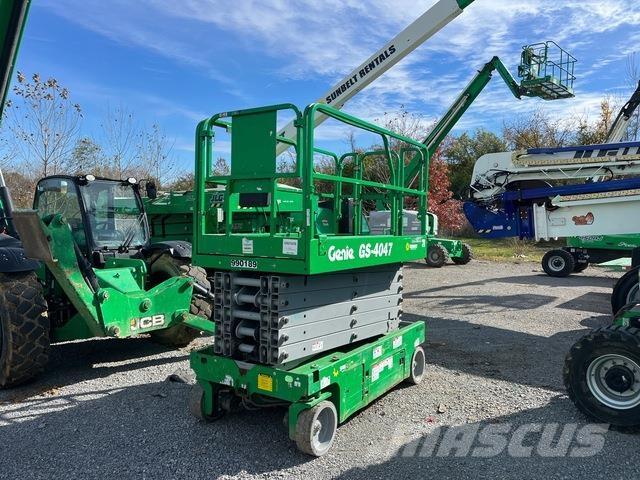 Genie GS4047DC Ανυψωτήρες ψαλιδωτής άρθρωσης