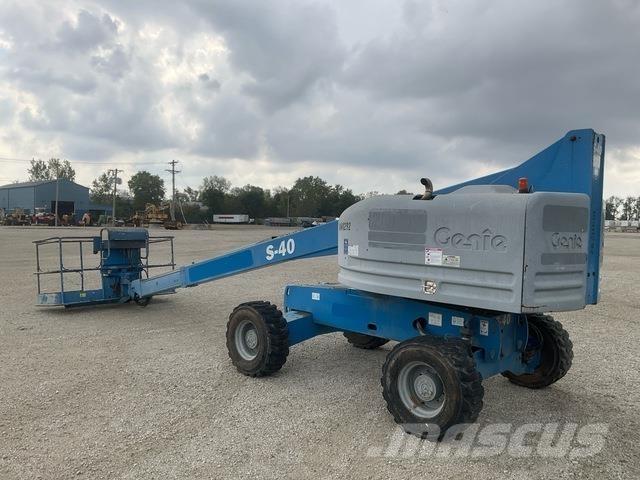 Genie S-40 Ανυψωτήρες με τηλεσκοπικό βραχίονα