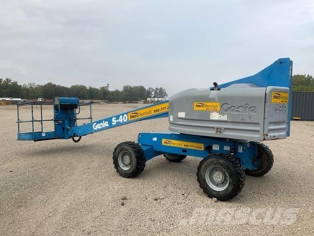 Genie S-40 Ανυψωτήρες με τηλεσκοπικό βραχίονα