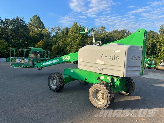 Genie S-40 Ανυψωτήρες με τηλεσκοπικό βραχίονα