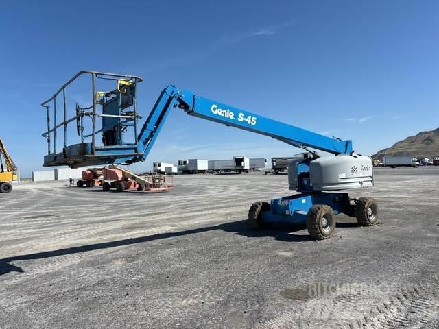 Genie S-45 Κατασκευές - Άλλα