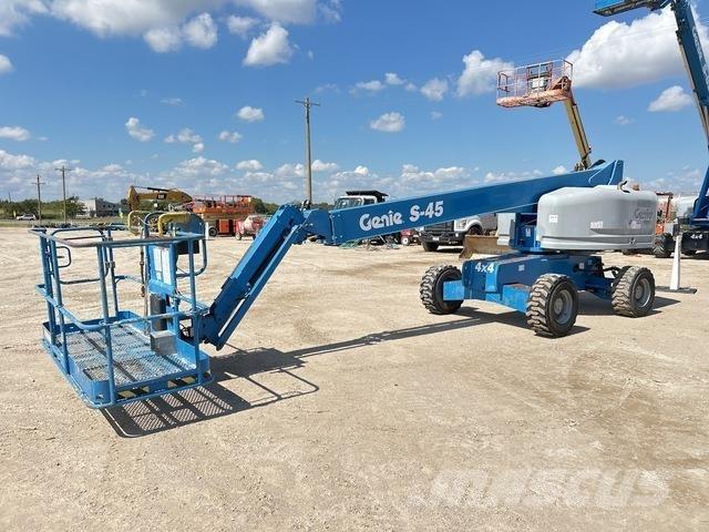 Genie S-45 Ανυψωτήρες με τηλεσκοπικό βραχίονα
