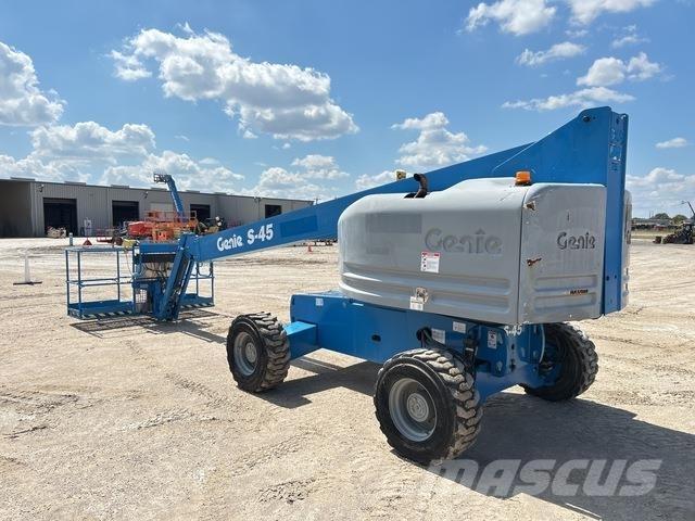Genie S-45 Ανυψωτήρες με τηλεσκοπικό βραχίονα