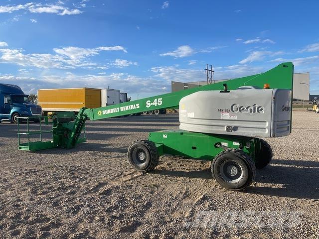 Genie S-45 Ανυψωτήρες με τηλεσκοπικό βραχίονα