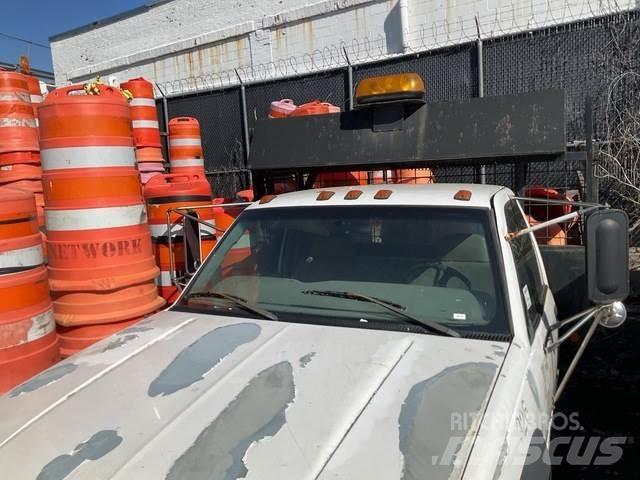 GMC 3500 Φορτηγά Kαρότσα με ανοιγόμενα πλαϊνά