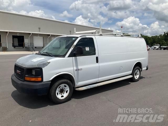GMC Savana Κλούβες με συρόμενες πόρτες