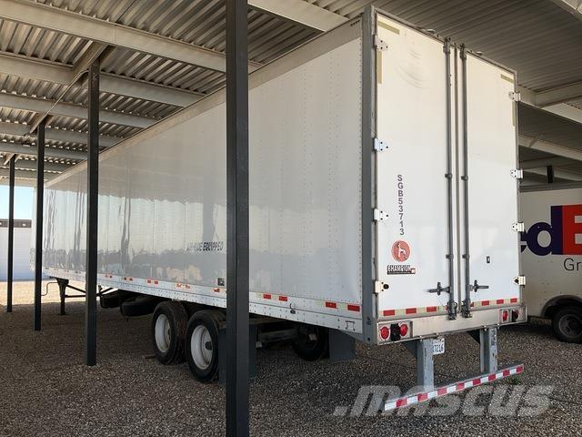 Great Dane  Ρυμούλκες κλούβα