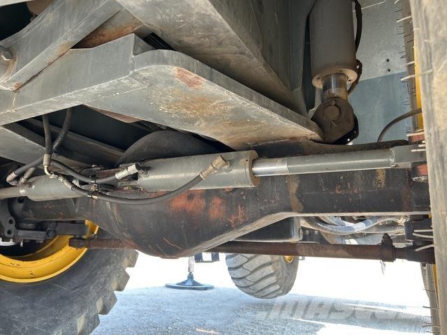 Grove RT700E Γερανοί ανώμαλου εδάφους