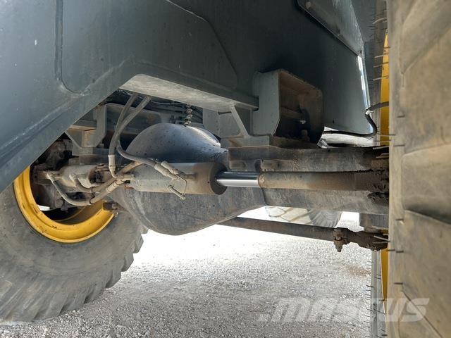 Grove RT700E Γερανοί ανώμαλου εδάφους