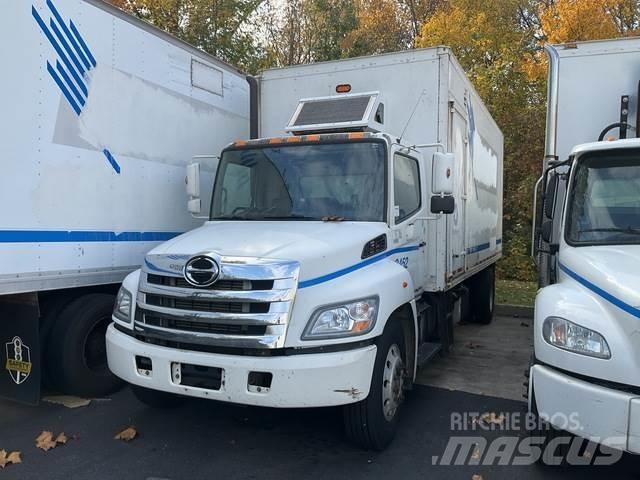 Hino 338 Φορτηγά Κόφα