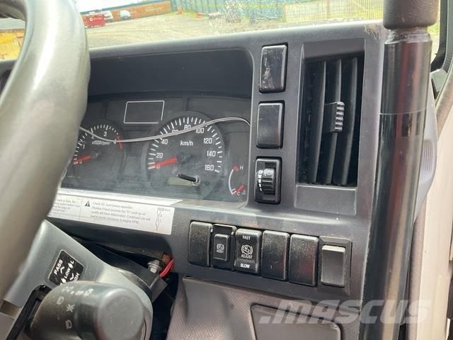 Isuzu ELF Φορτηγά Ανατροπή