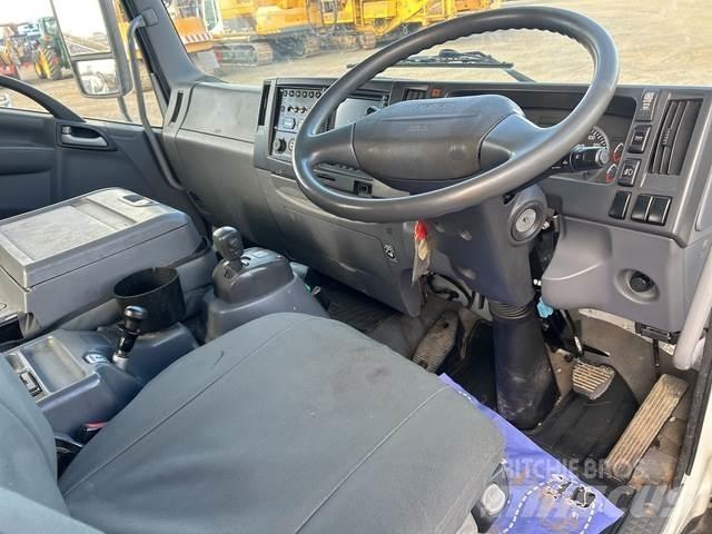 Isuzu FRR600 Εναέριες πλατφόρμες τοποθετημένες σε φορτηγό