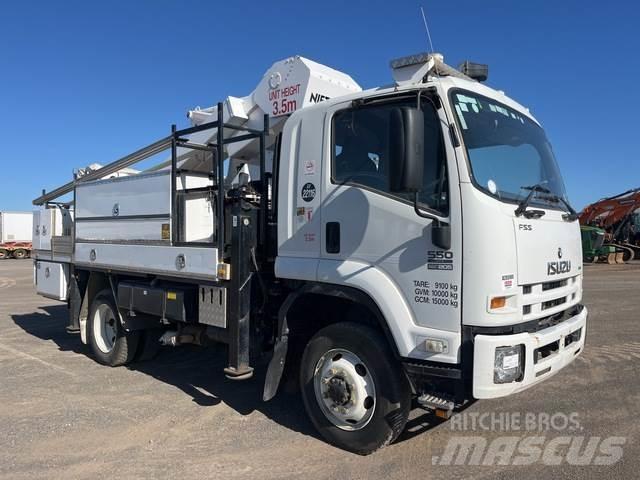 Isuzu FSS550 Εναέριες πλατφόρμες τοποθετημένες σε φορτηγό