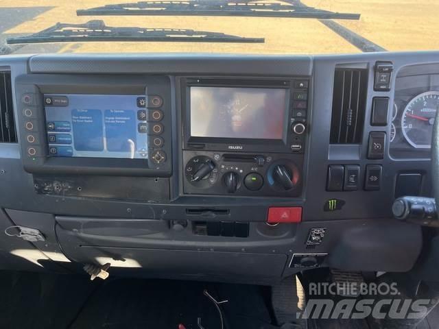 Isuzu FSS550 Εναέριες πλατφόρμες τοποθετημένες σε φορτηγό