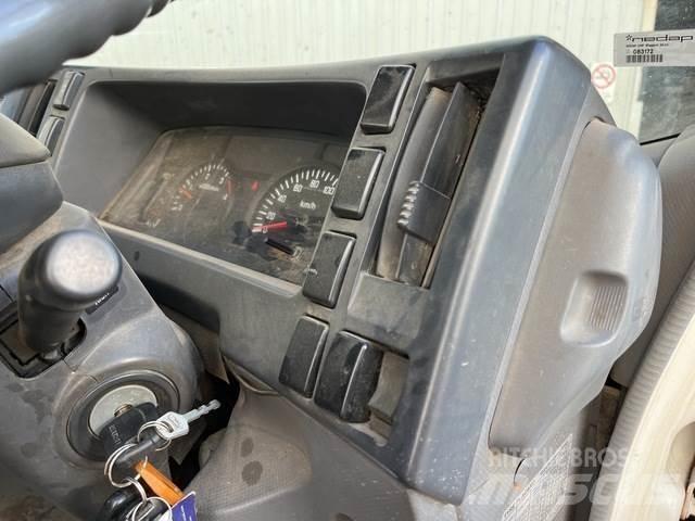 Isuzu NNR 200 Φορτηγά Kαρότσα με ανοιγόμενα πλαϊνά