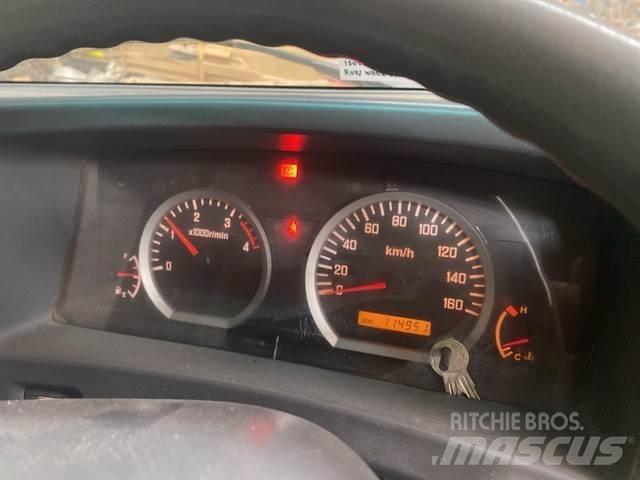 Isuzu NPS 300 Φορτηγά με Γερανό