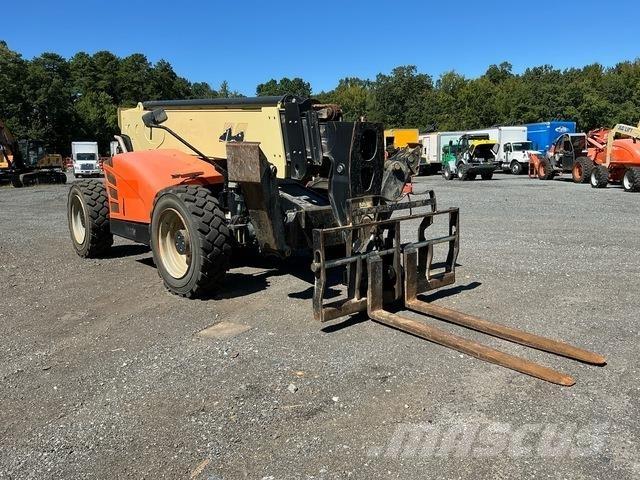 JLG 1055 Τηλεσκοπικοί ανυψωτές