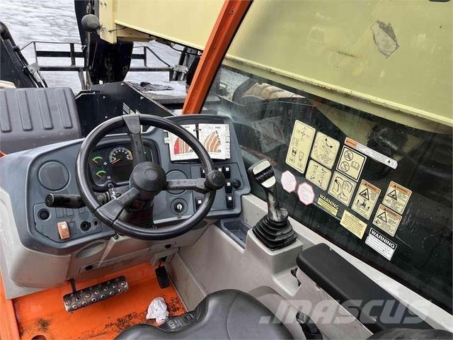 JLG 1055 Τηλεσκοπικοί ανυψωτές