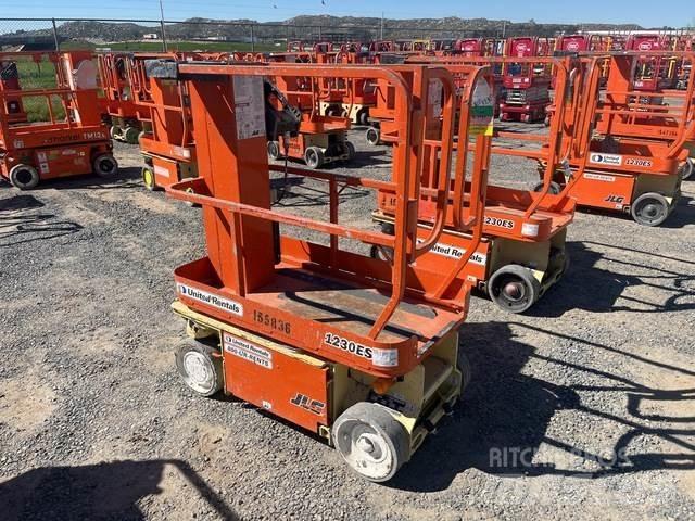 JLG 1230ES Ανυψωτήρες με κατακόρυφους πυλώνες