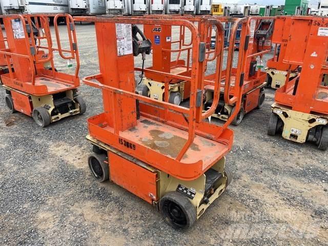JLG 1230ES Ανυψωτήρες με κατακόρυφους πυλώνες