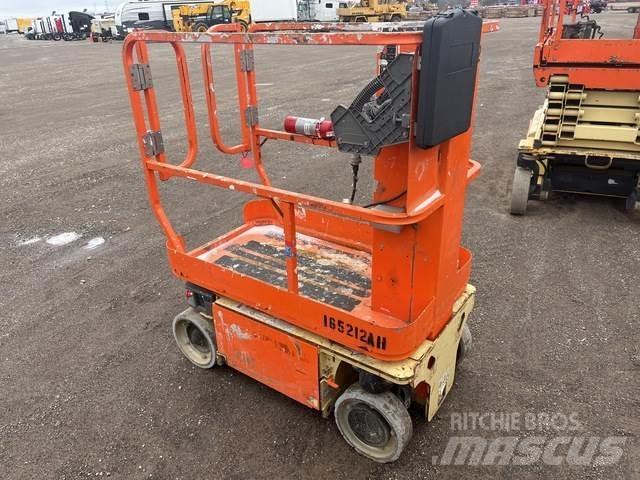 JLG 1230ES Ανυψωτήρες με κατακόρυφους πυλώνες