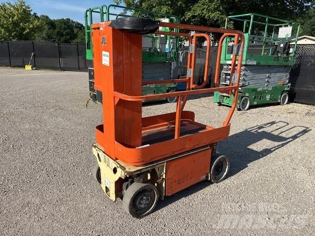 JLG 1230ES Ανυψωτήρες με κατακόρυφους πυλώνες
