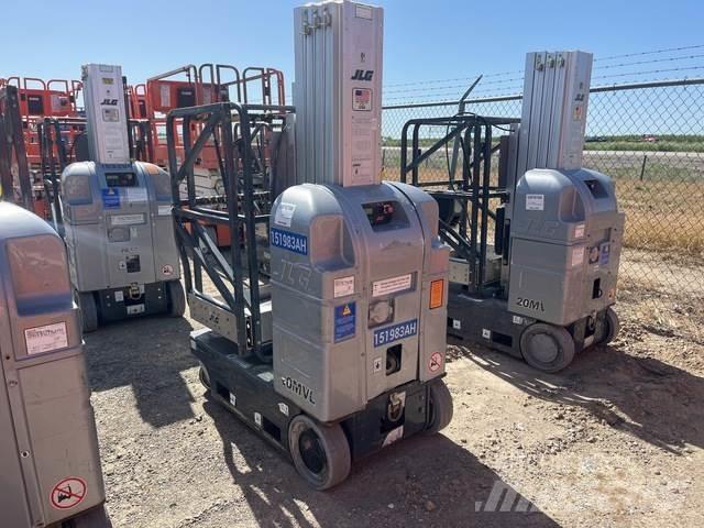 JLG 20MVL Ανυψωτήρες με κατακόρυφους πυλώνες