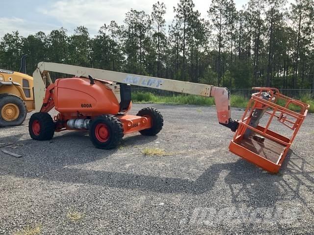 JLG 600A Ανυψωτήρες με αρθρωτό βραχίονα