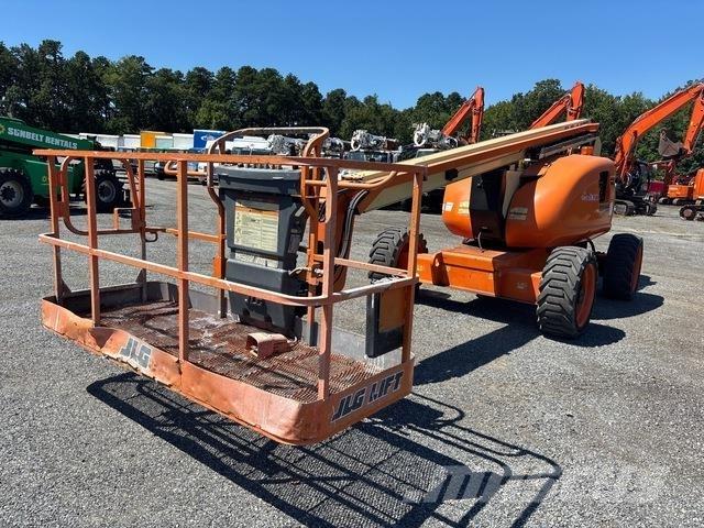 JLG 600A Ανυψωτήρες με αρθρωτό βραχίονα