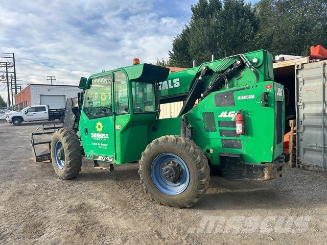 JLG 8042 Τηλεσκοπικοί ανυψωτές