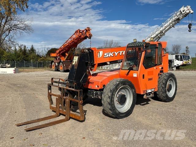 JLG 8042 Τηλεσκοπικοί ανυψωτές