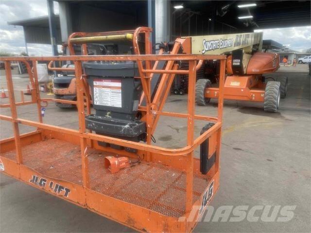 JLG M600J Ανυψωτήρες με αρθρωτό βραχίονα