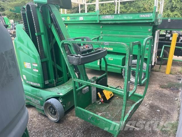 JLG Toucan 26E Ανυψωτήρες με κατακόρυφους πυλώνες