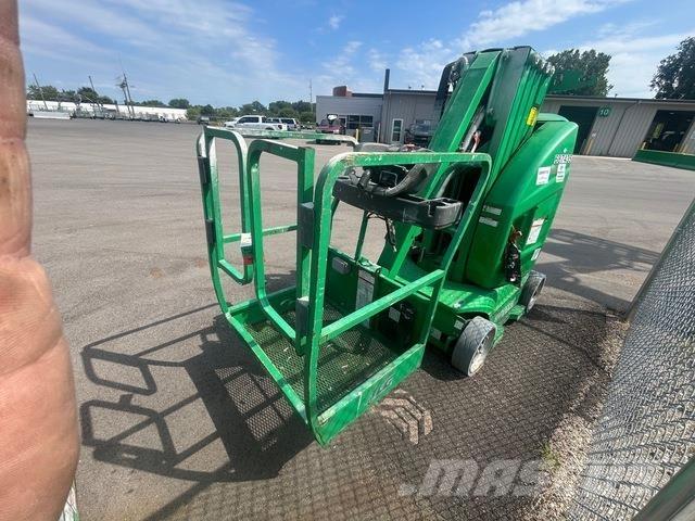 JLG Toucan 26E Ανυψωτήρες με κατακόρυφους πυλώνες