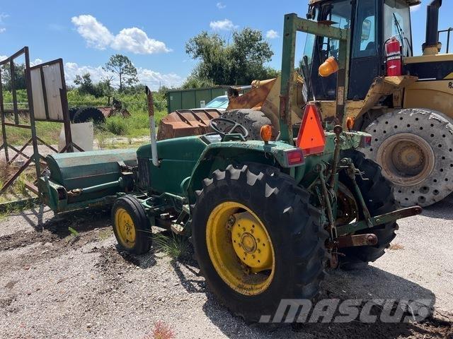 John Deere 970 Εσωτερικές σκούπες