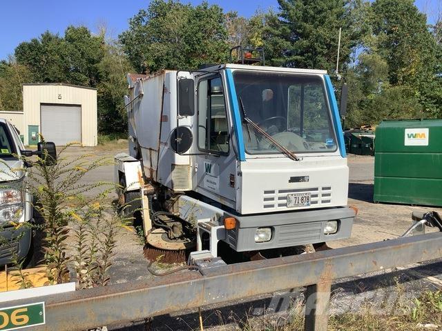 Johnston 3000 Φορτηγά σκούπες