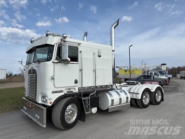 Kenworth K100 Καμπίνες και εσωτερικό