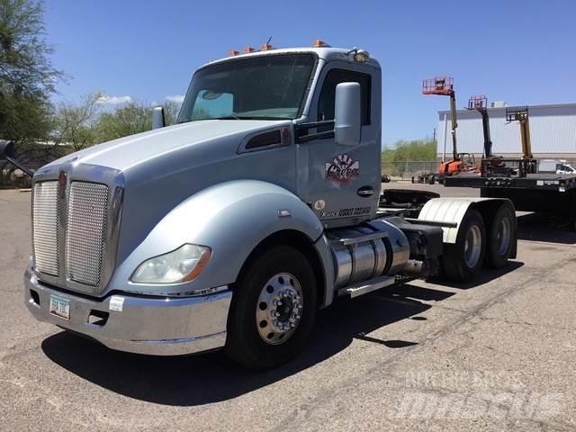Kenworth T-680 Τράκτορες