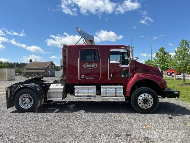 Kenworth T300 Τράκτορες