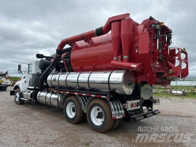 Kenworth T400 Εκσκαφείς με ερπύστριες