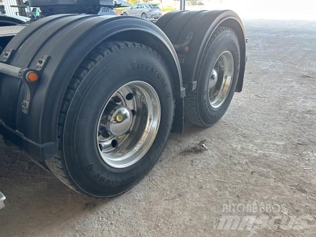 Kenworth T409 Τράκτορες