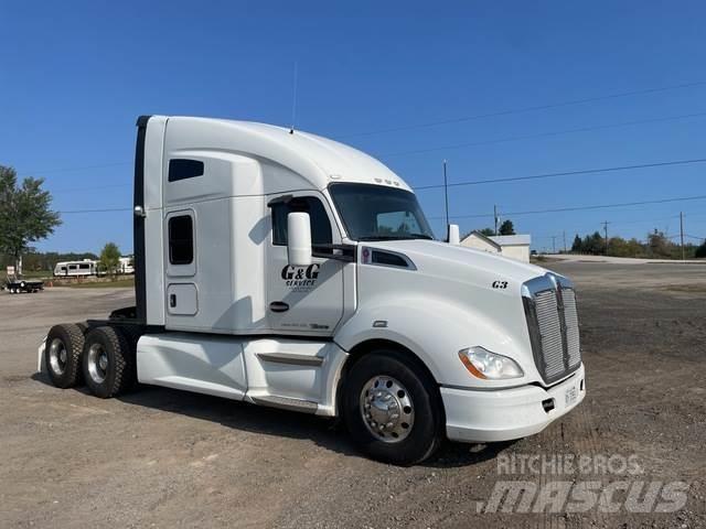 Kenworth T680 Τράκτορες