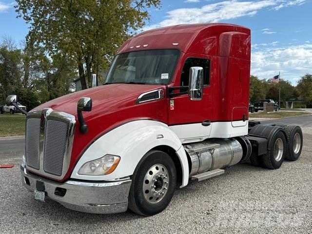 Kenworth T680 Τράκτορες