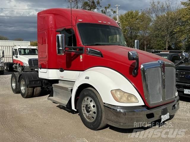 Kenworth T680 Τράκτορες