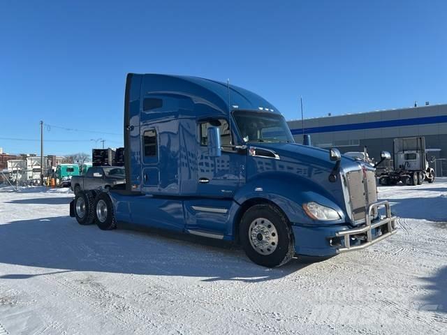 Kenworth T680 Τράκτορες