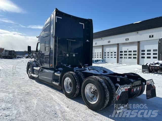 Kenworth T680 Τράκτορες