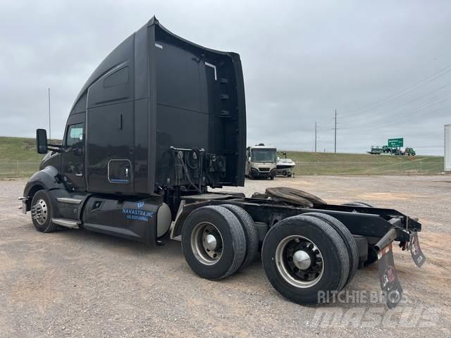 Kenworth T680 Τράκτορες