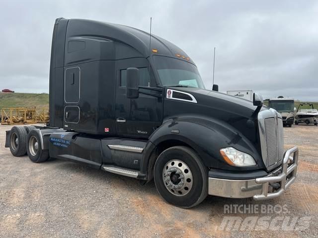Kenworth T680 Τράκτορες