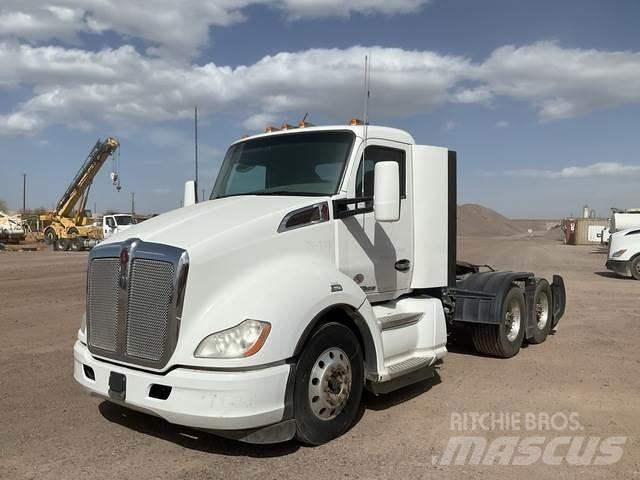 Kenworth T680 Τράκτορες